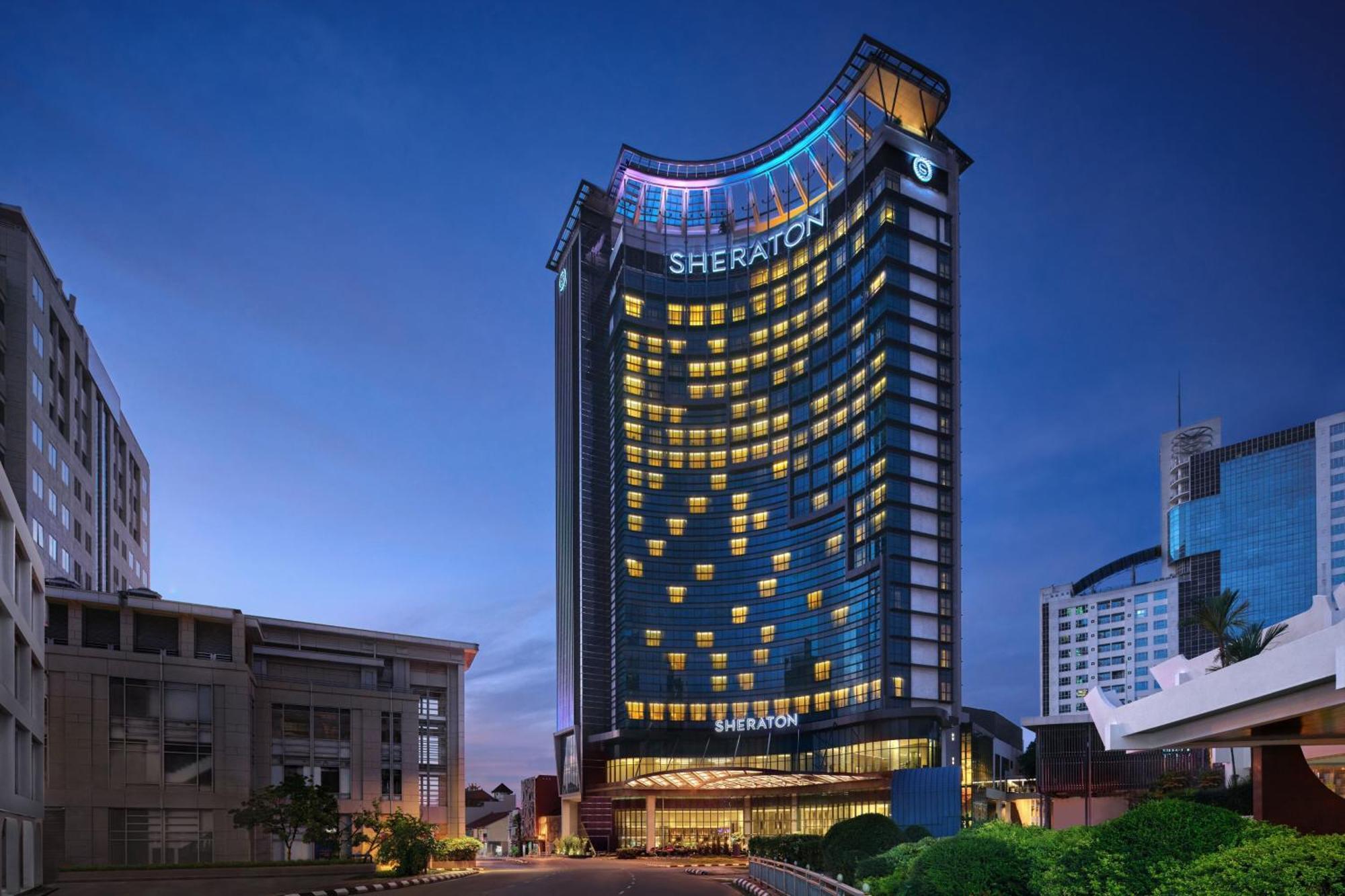 Sheraton Kuching Hotel Exteriör bild